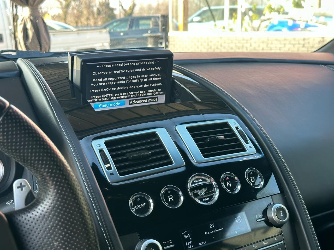 Aston Martin Vantage 2dr Cpe Sportshift 2010