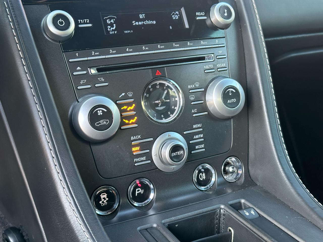 Aston Martin Vantage 2dr Cpe Sportshift 2010