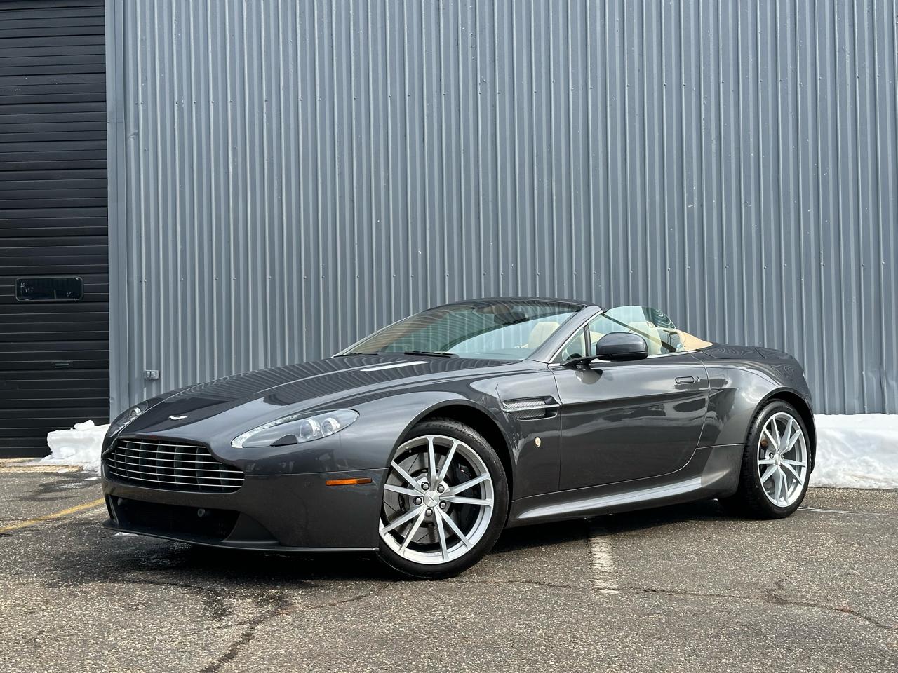 Aston Martin V8 Vantage 2dr Conv 2016
