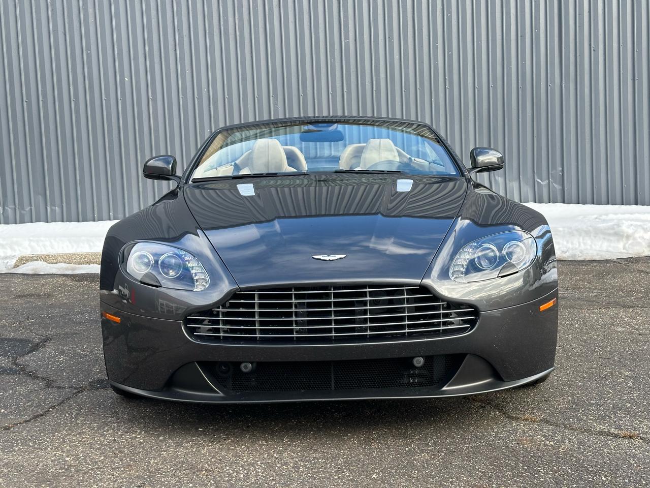 Aston Martin V8 Vantage 2dr Conv 2016