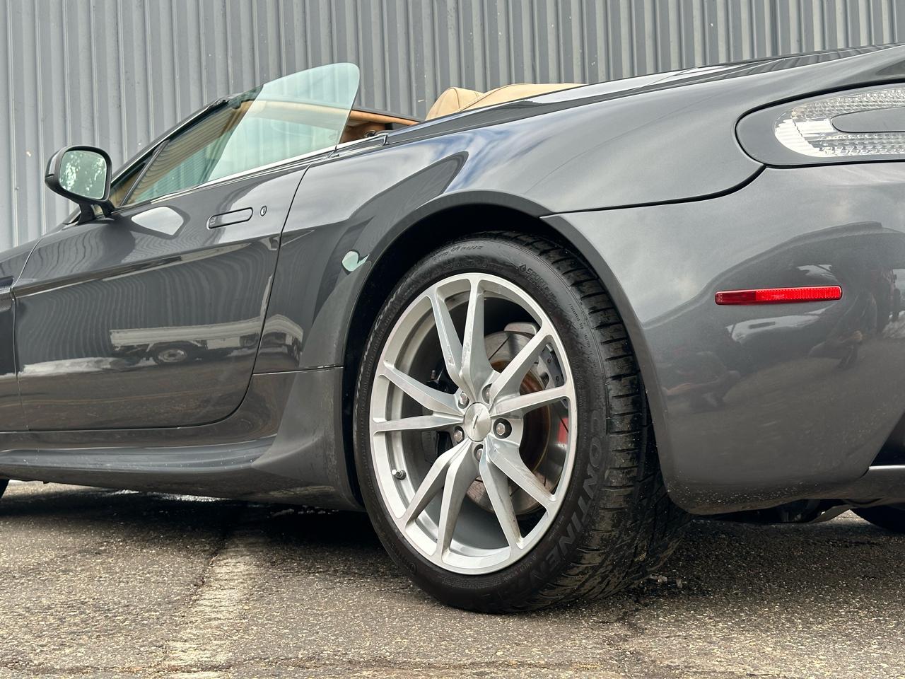 Aston Martin V8 Vantage 2dr Conv 2016