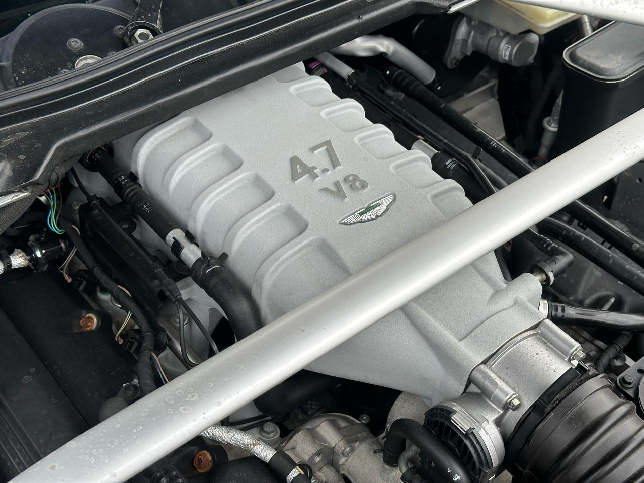 Aston Martin V8 Vantage 2dr Conv 2016