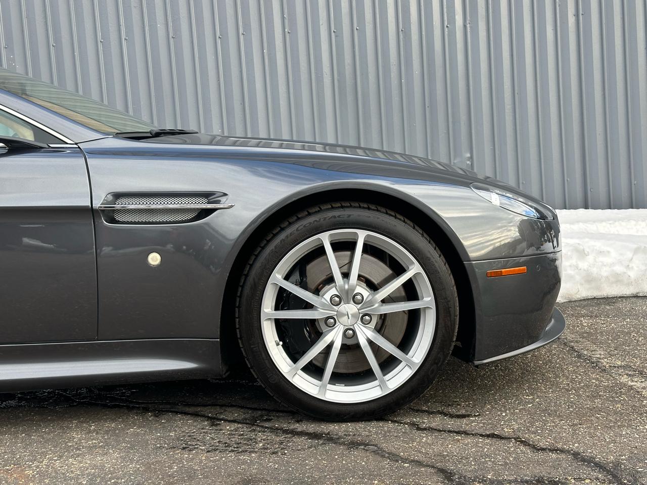 Aston Martin V8 Vantage 2dr Conv 2016