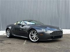 2016 Aston Martin V8 Vantage 