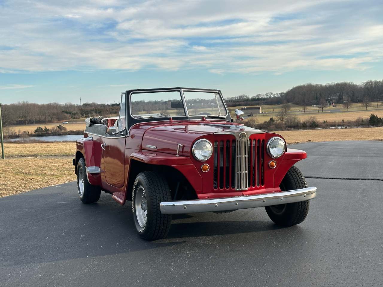 Willys-Overland Jeepster  1948