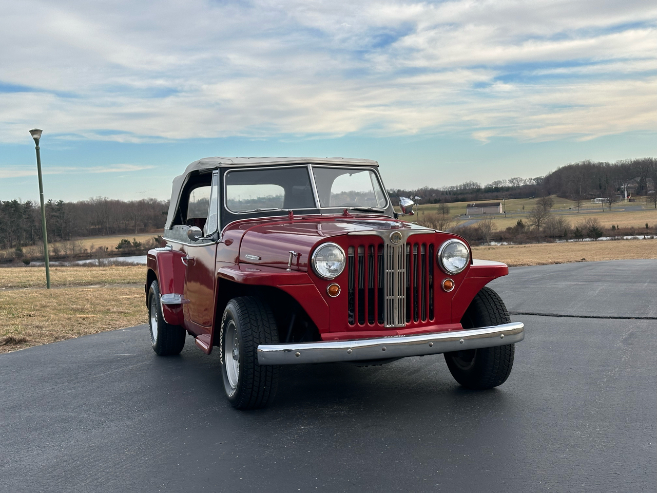 Willys-Overland Jeepster  1948