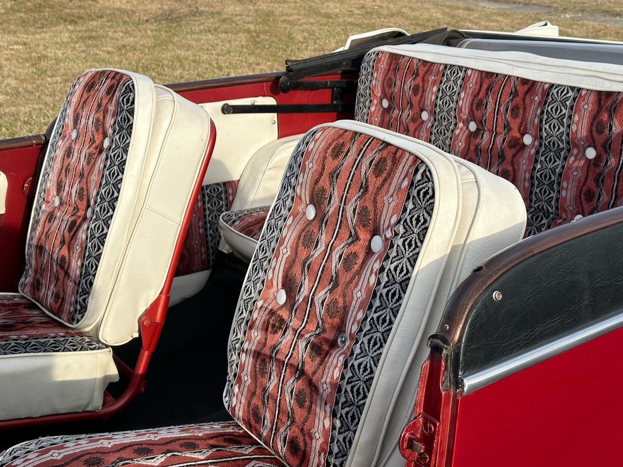 Willys-Overland Jeepster  1948