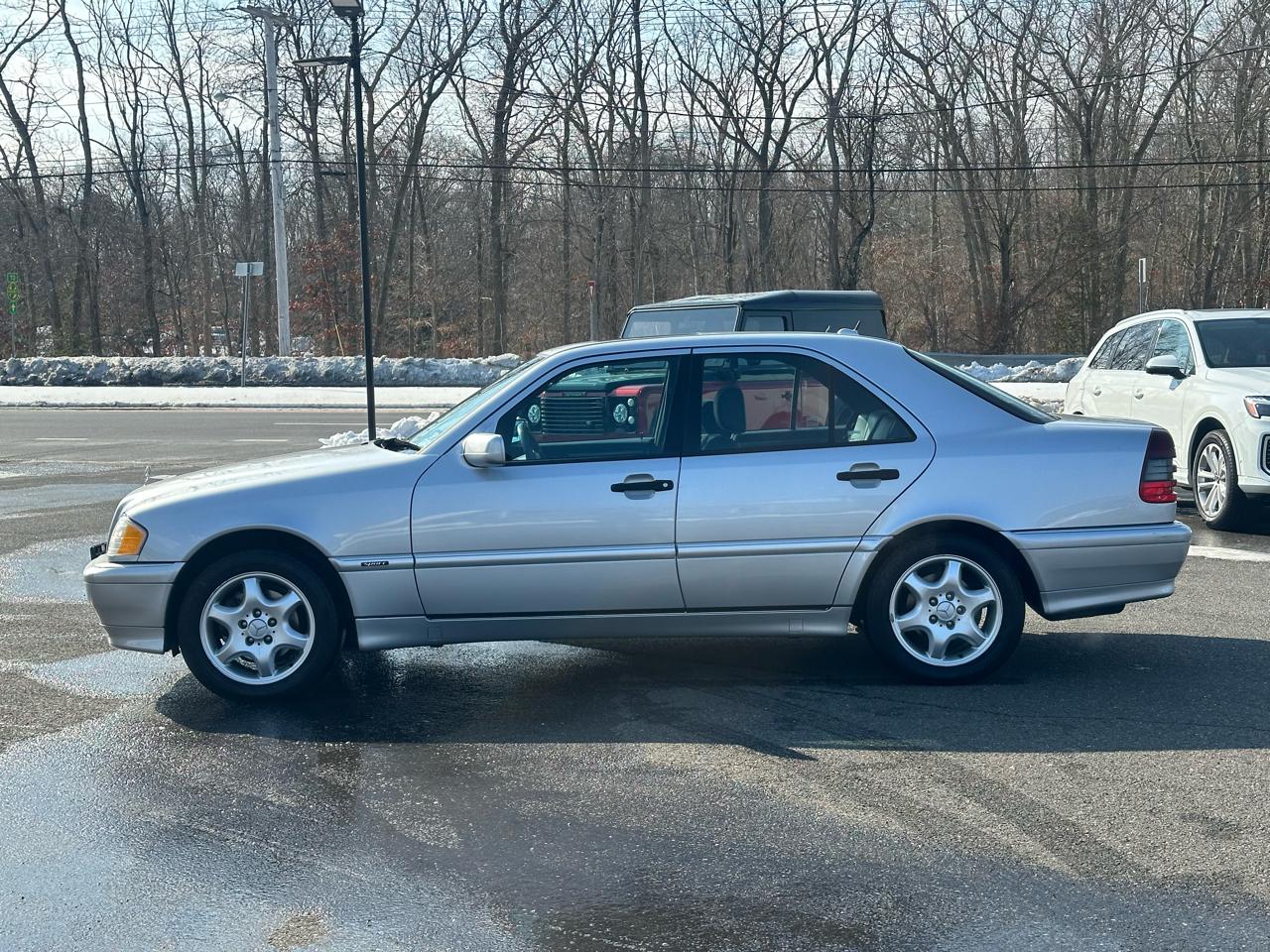 Mercedes-Benz C-Class 4dr Sdn 2.8L 2000