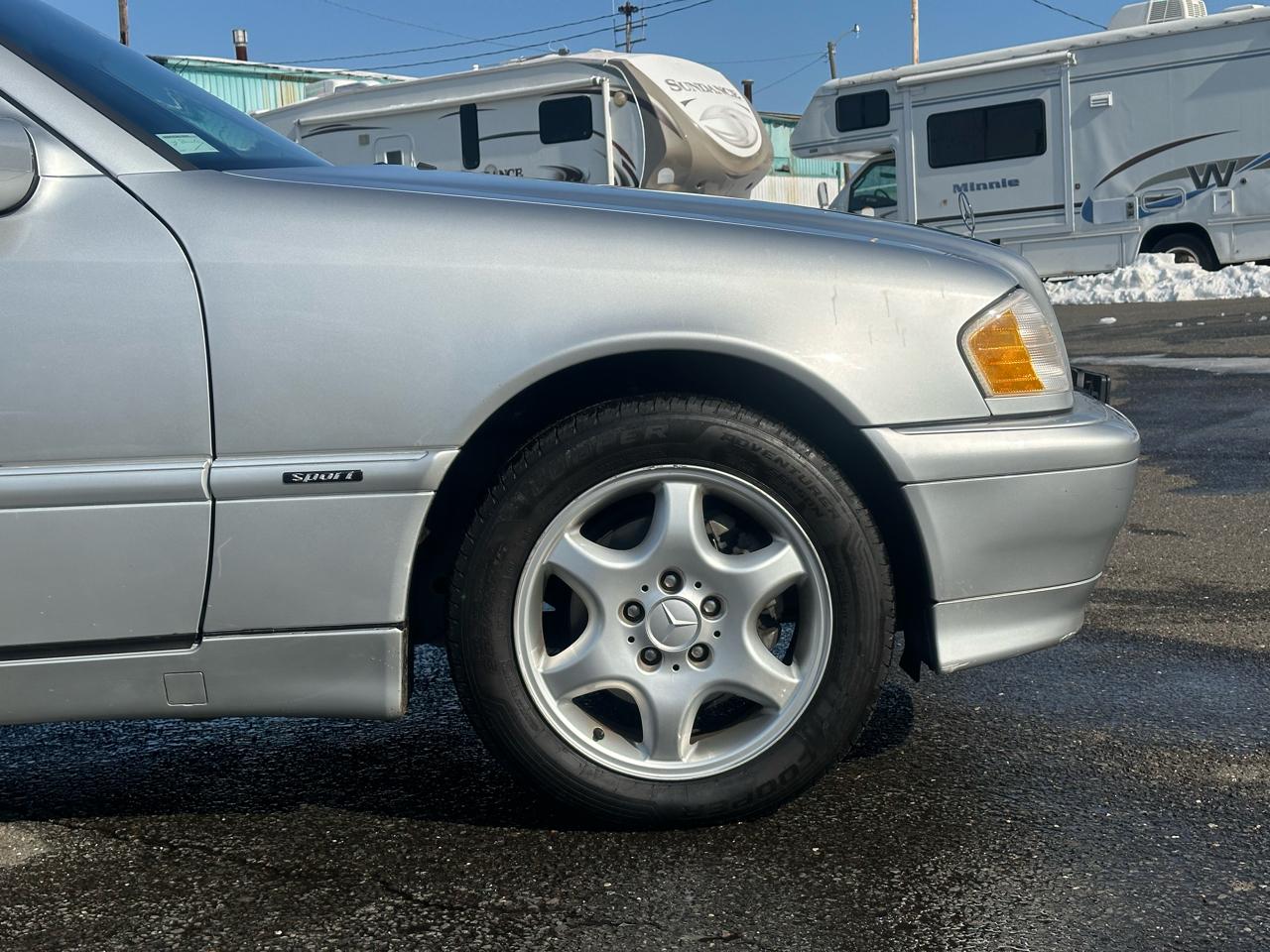 Mercedes-Benz C-Class 4dr Sdn 2.8L 2000