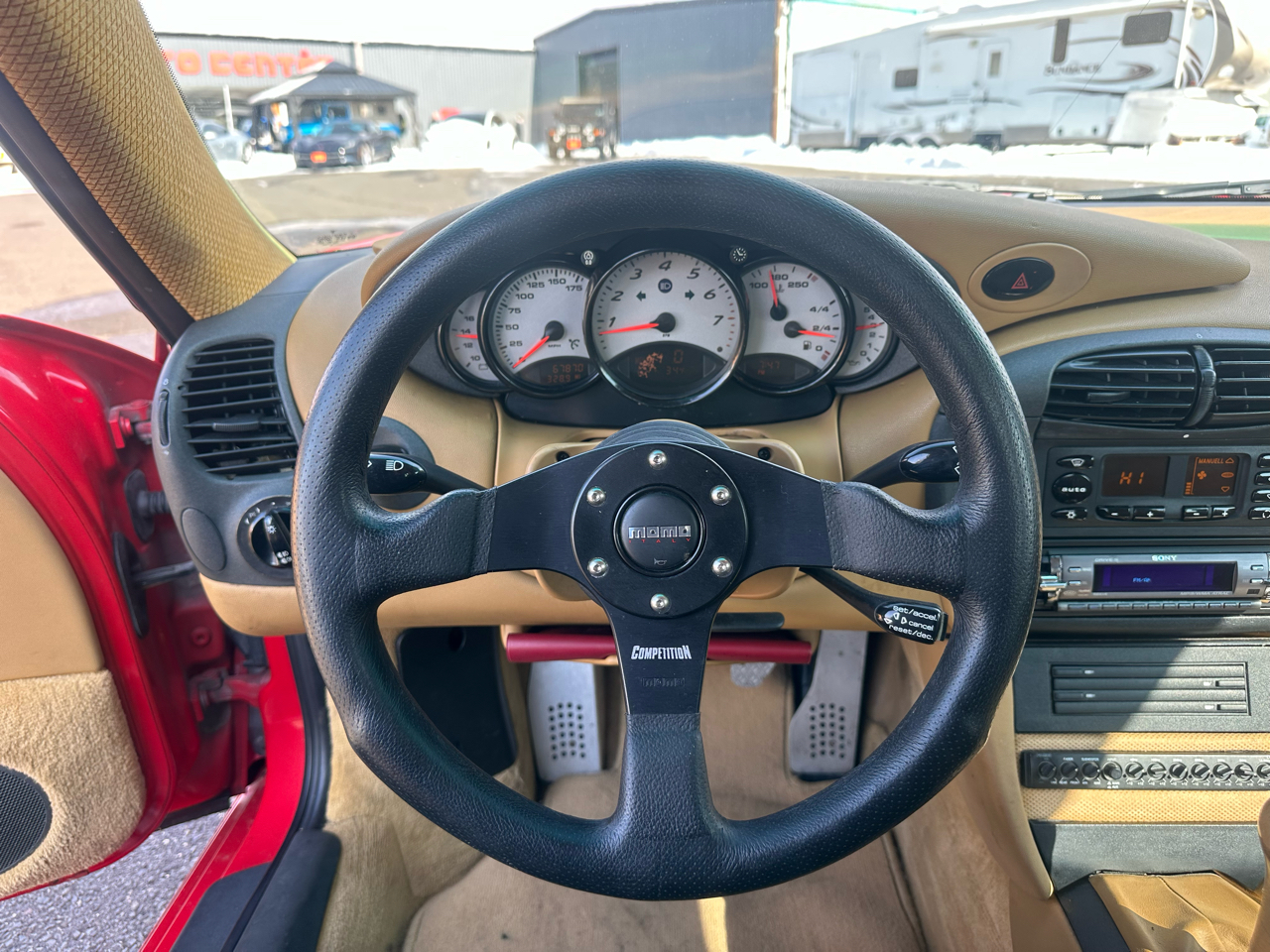 Porsche 911 Carrera 2dr Carrera Cpe 6-Spd Manual 1999