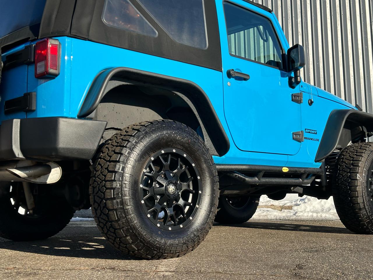 Jeep Wrangler 4WD 2dr Sport 2017