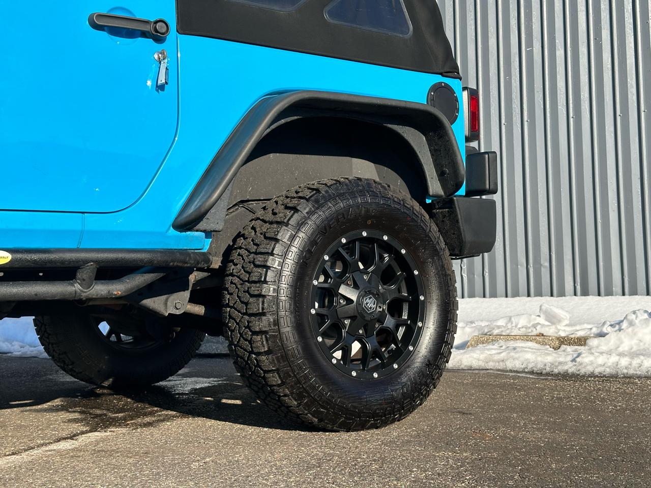 Jeep Wrangler 4WD 2dr Sport 2017