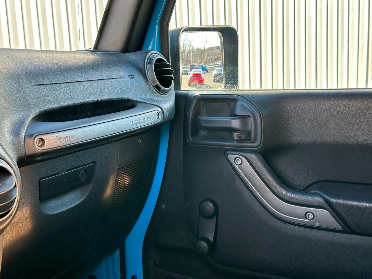 Jeep Wrangler 4WD 2dr Sport 2017