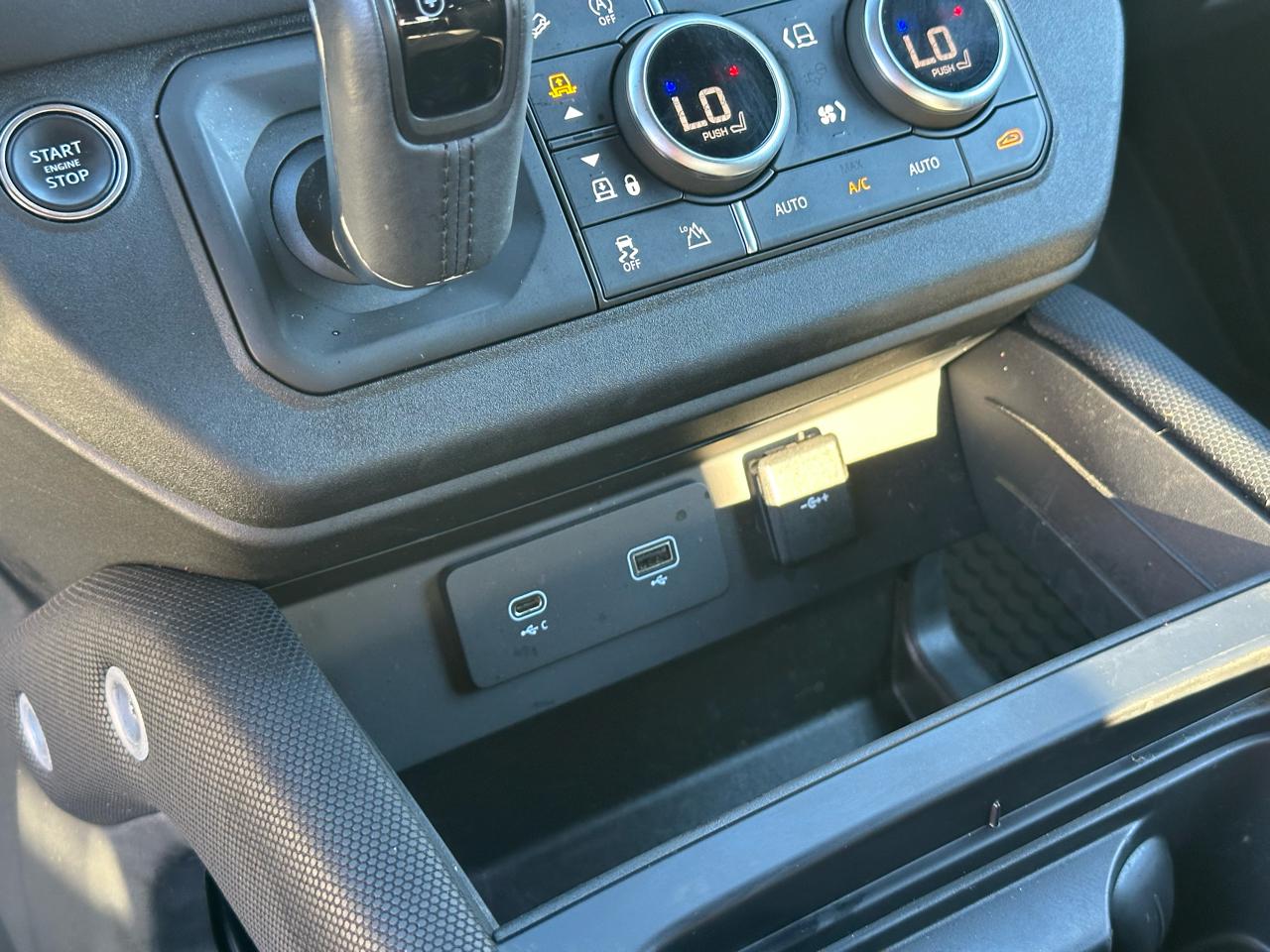 Land Rover Defender 90 75th Edition AWD 2023