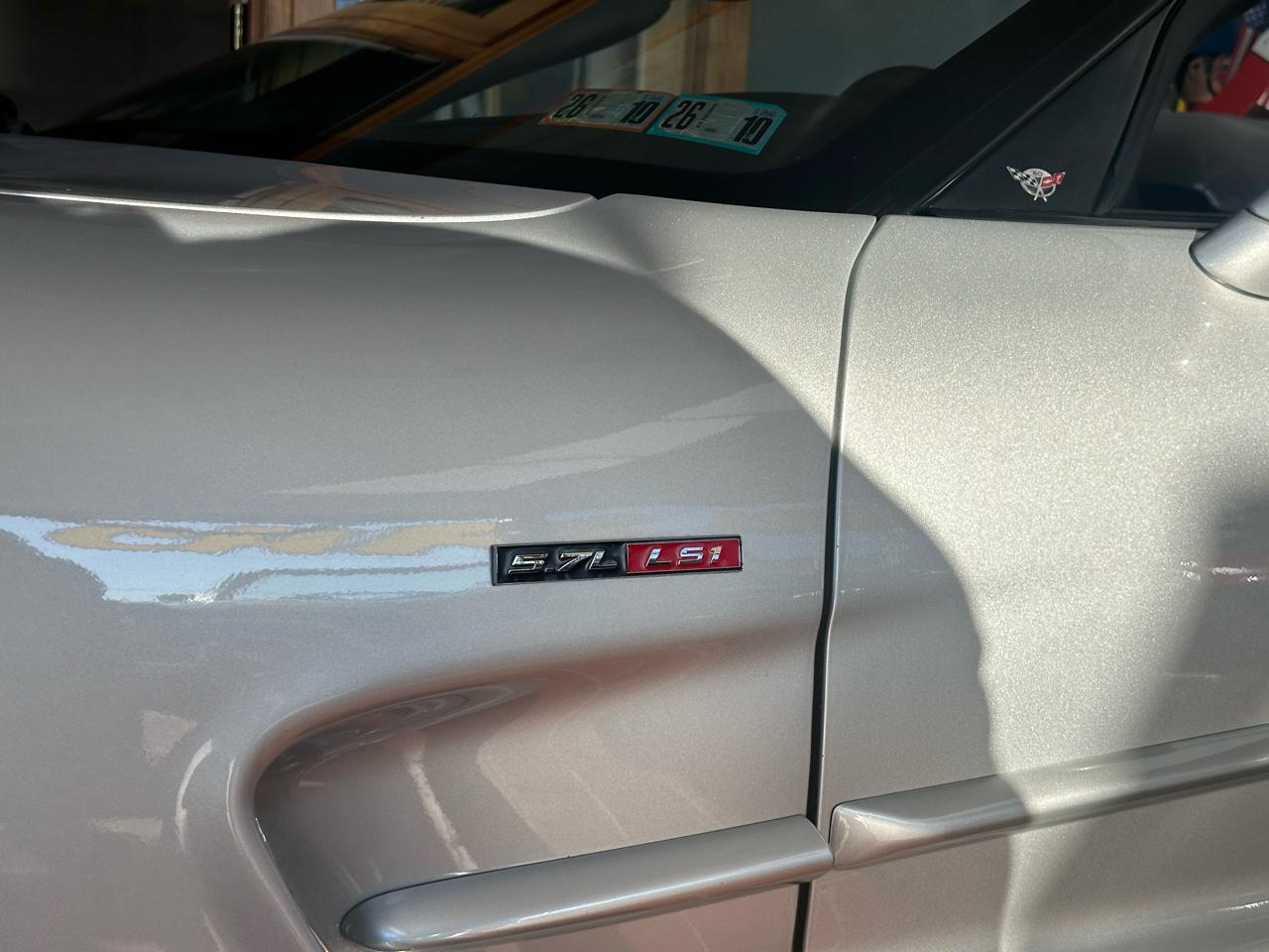 Chevrolet Corvette 2dr Convertible 2003
