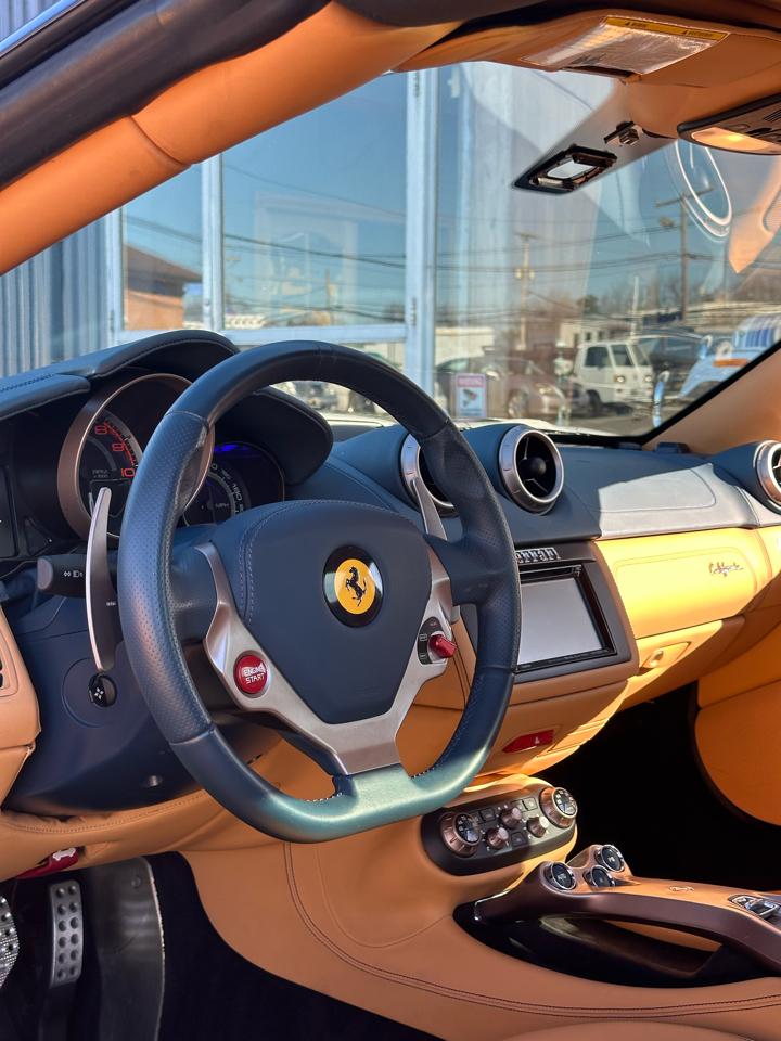 2012 Ferrari California Base