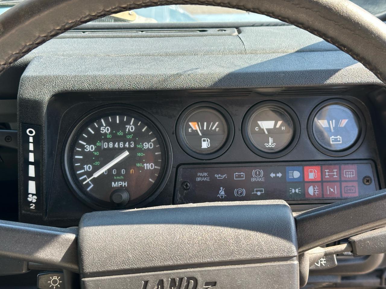 Land Rover Defender 90 1989