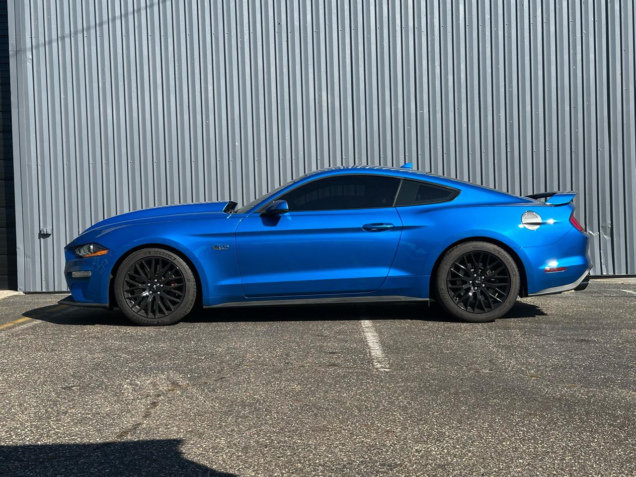 Ford Mustang  2021