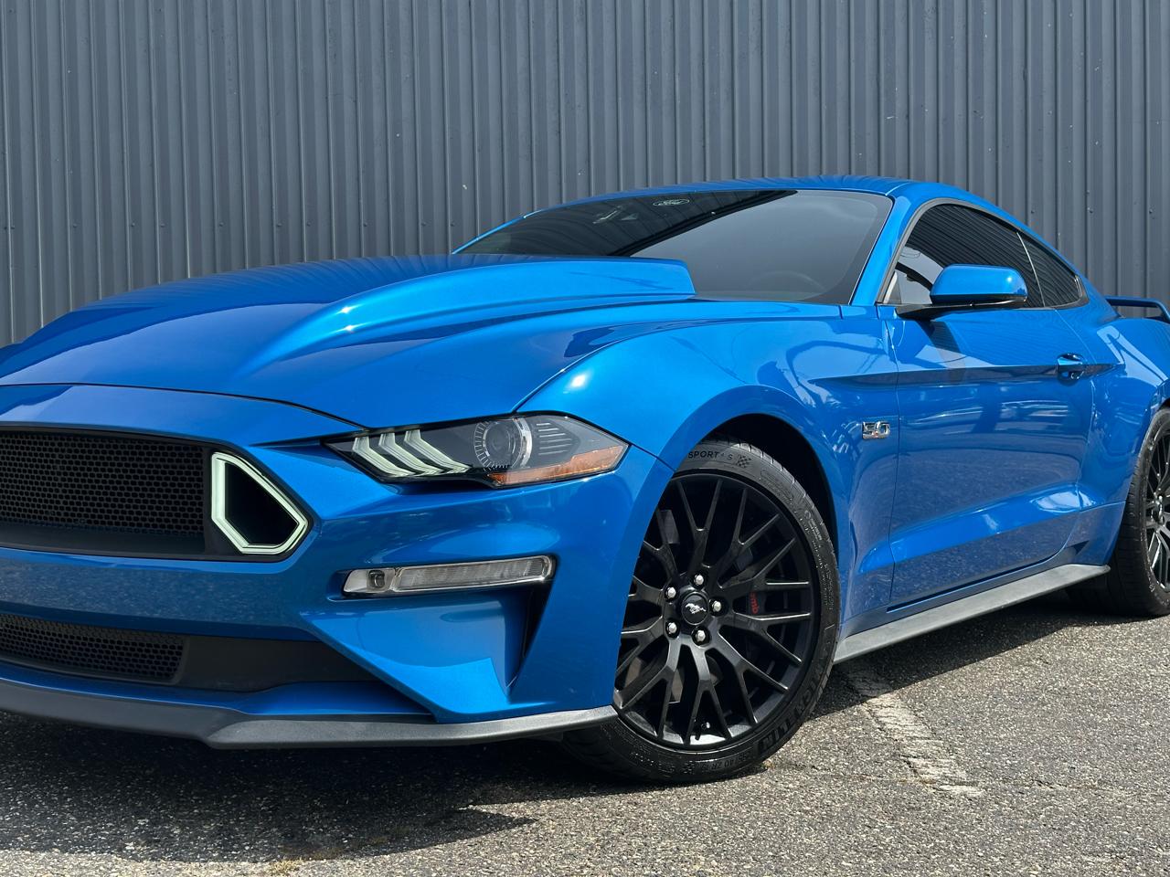Ford Mustang  2021