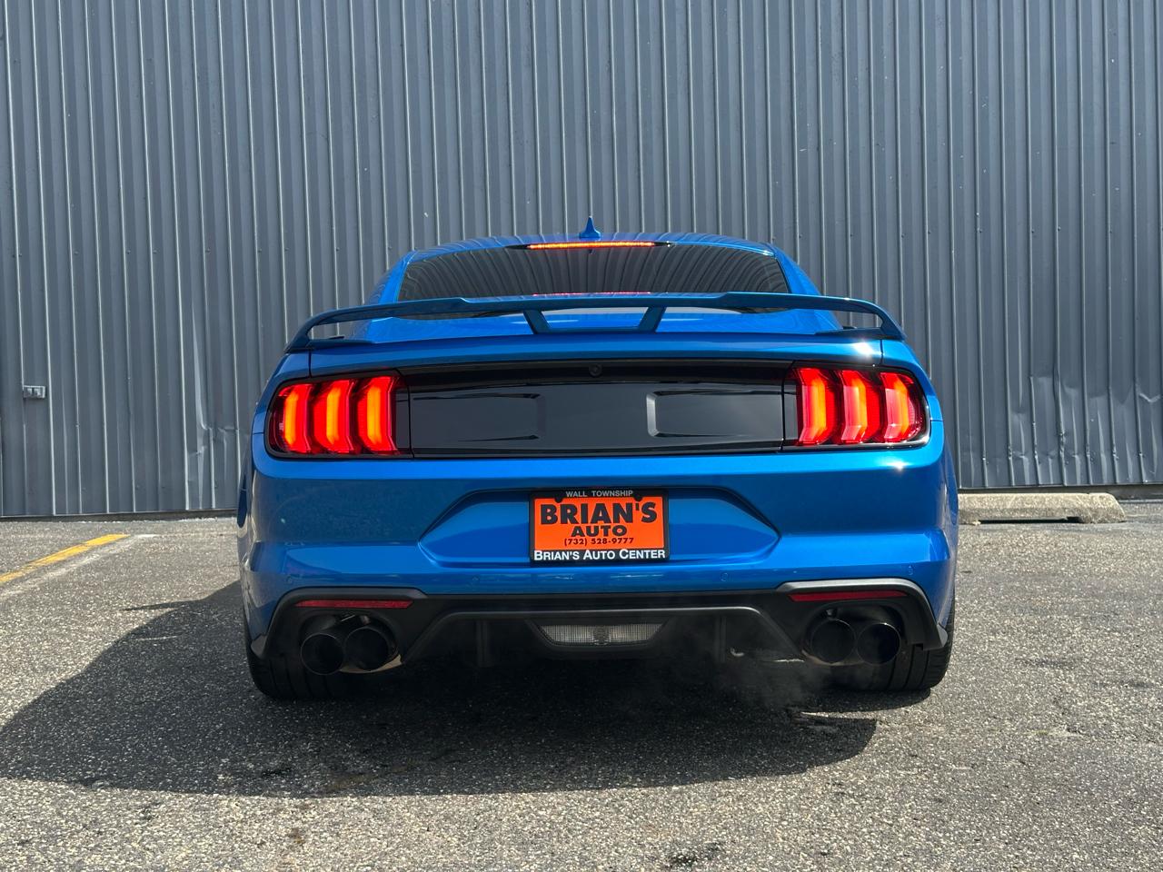 Ford Mustang  2021