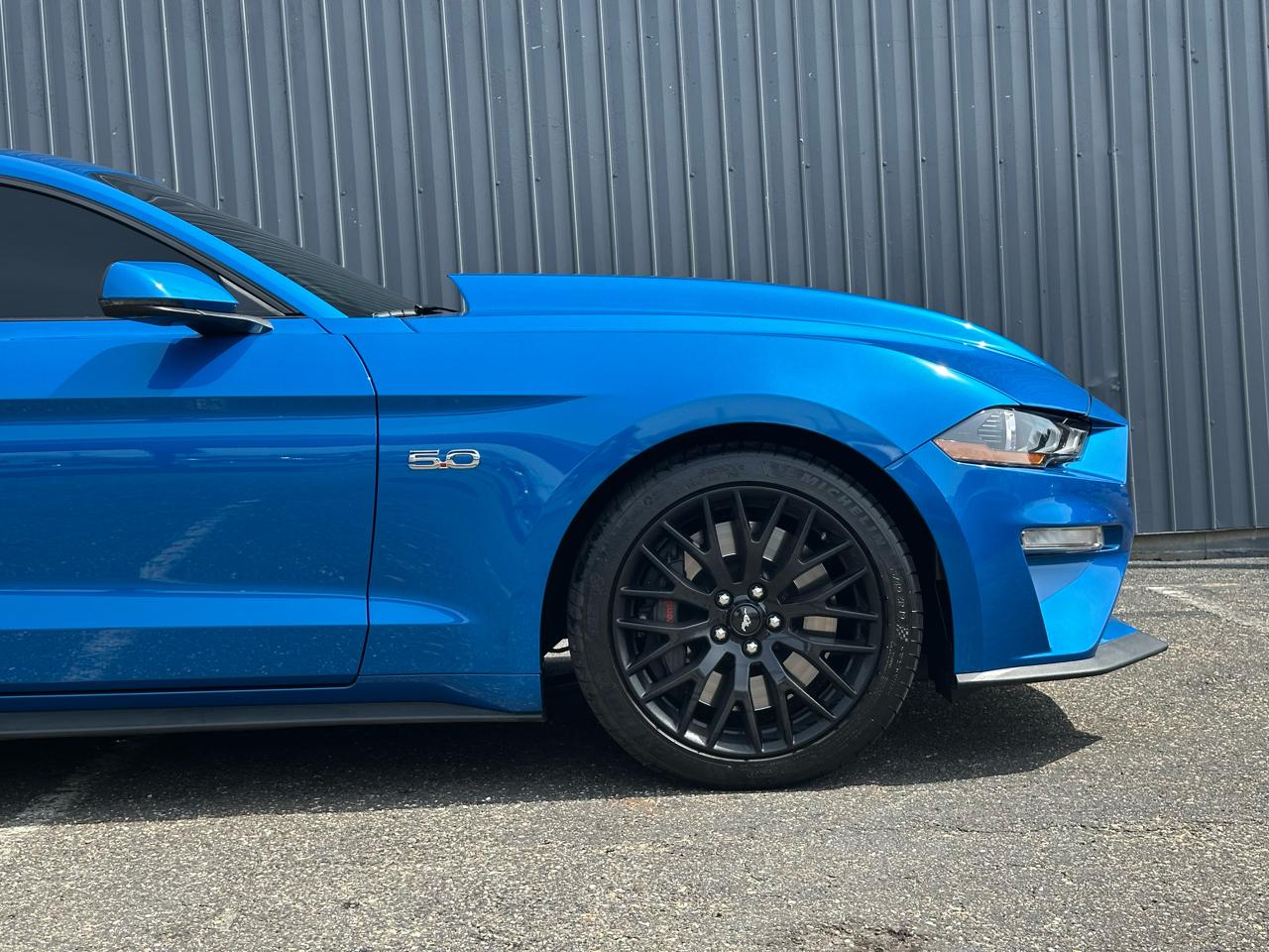 Ford Mustang  2021