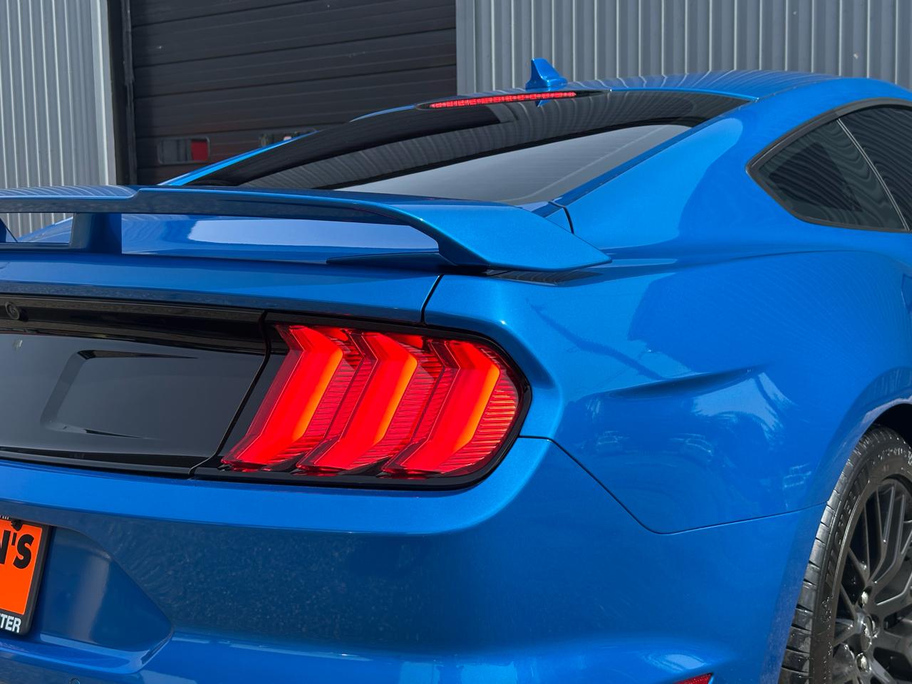 Ford Mustang  2021