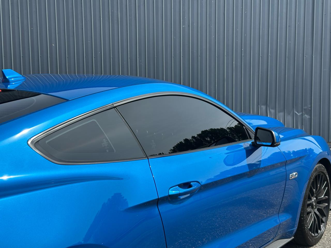 Ford Mustang  2021