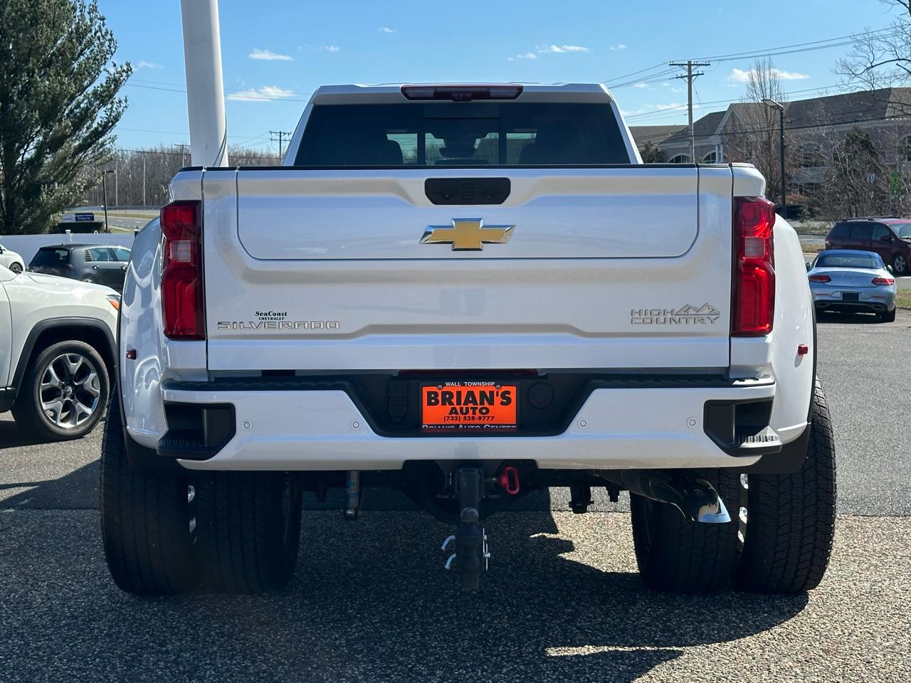 Chevrolet Silverado 3500HD 4WD Crew Cab 172" High Country 2024