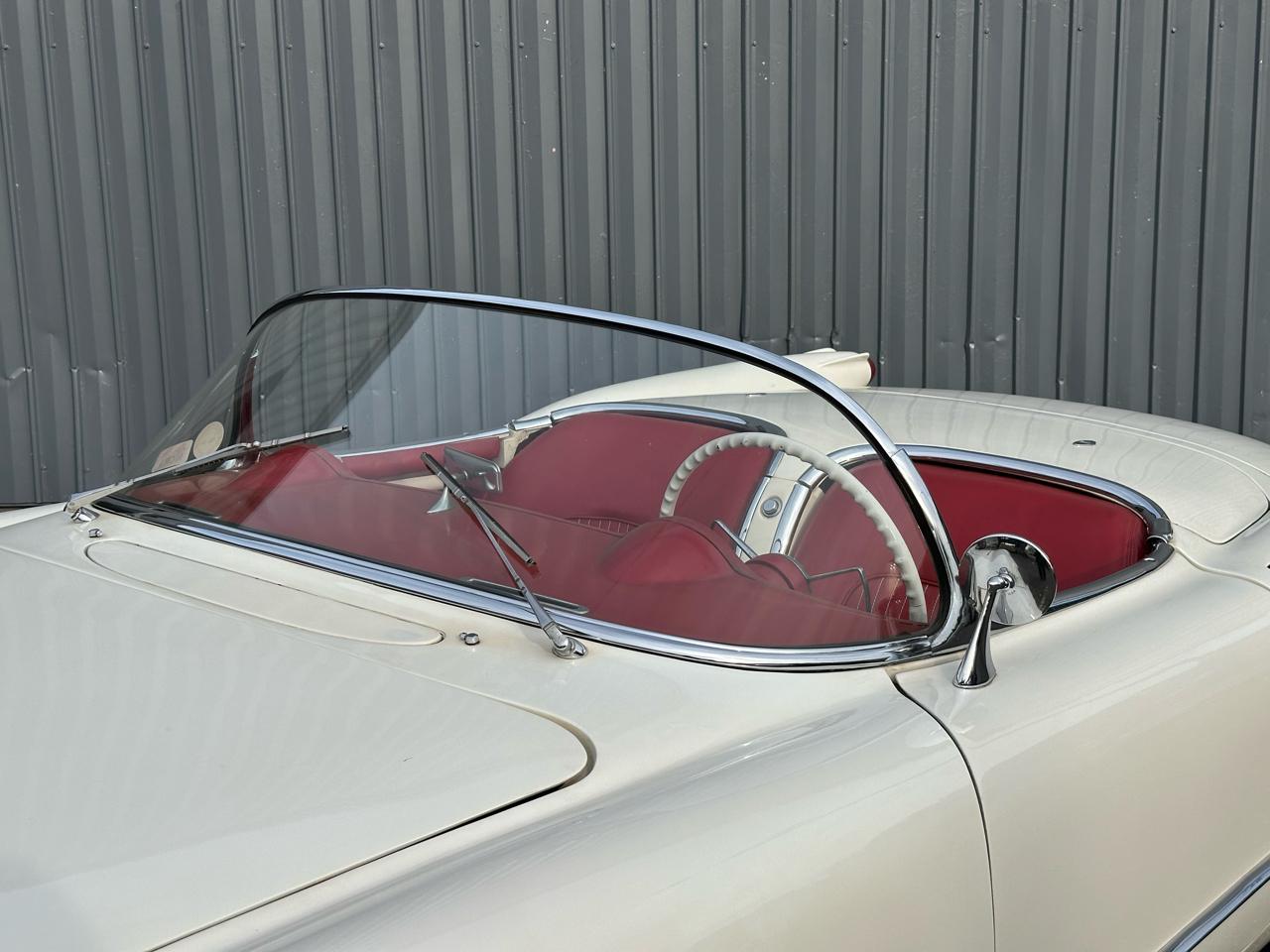 Chevrolet Corvette Convertible 1954