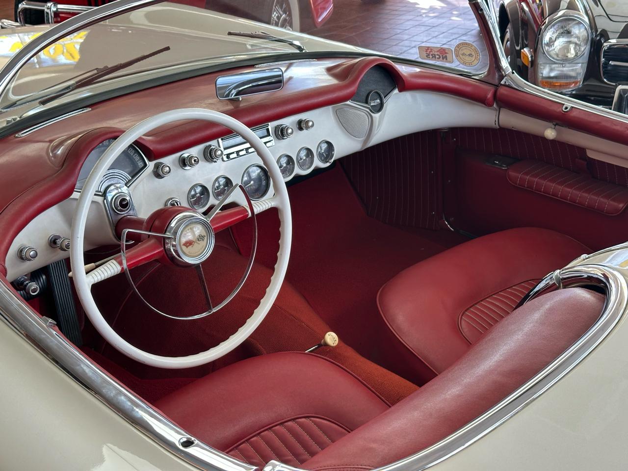 Chevrolet Corvette Convertible 1954