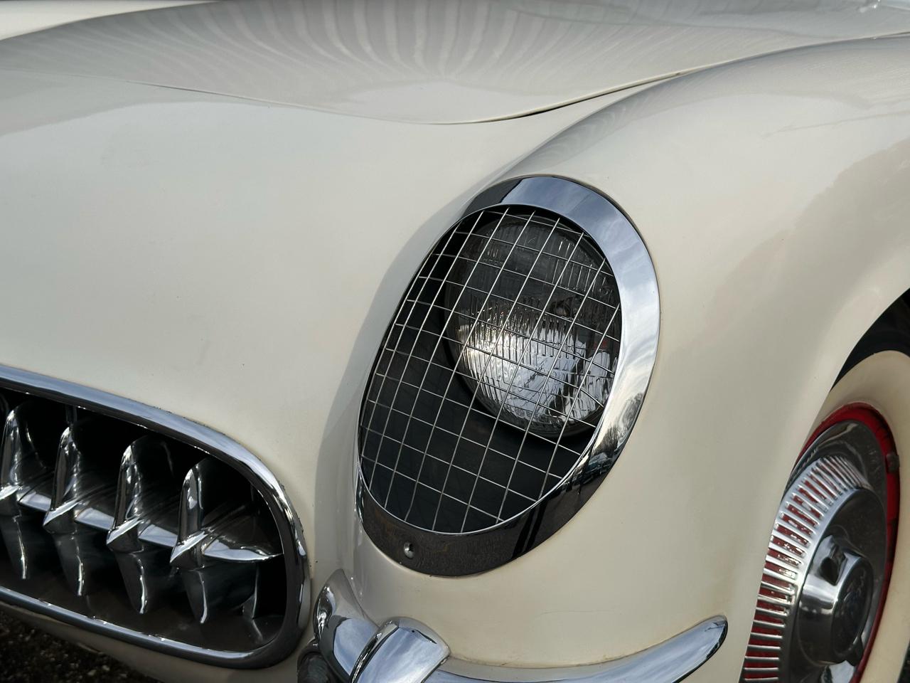 Chevrolet Corvette Convertible 1954