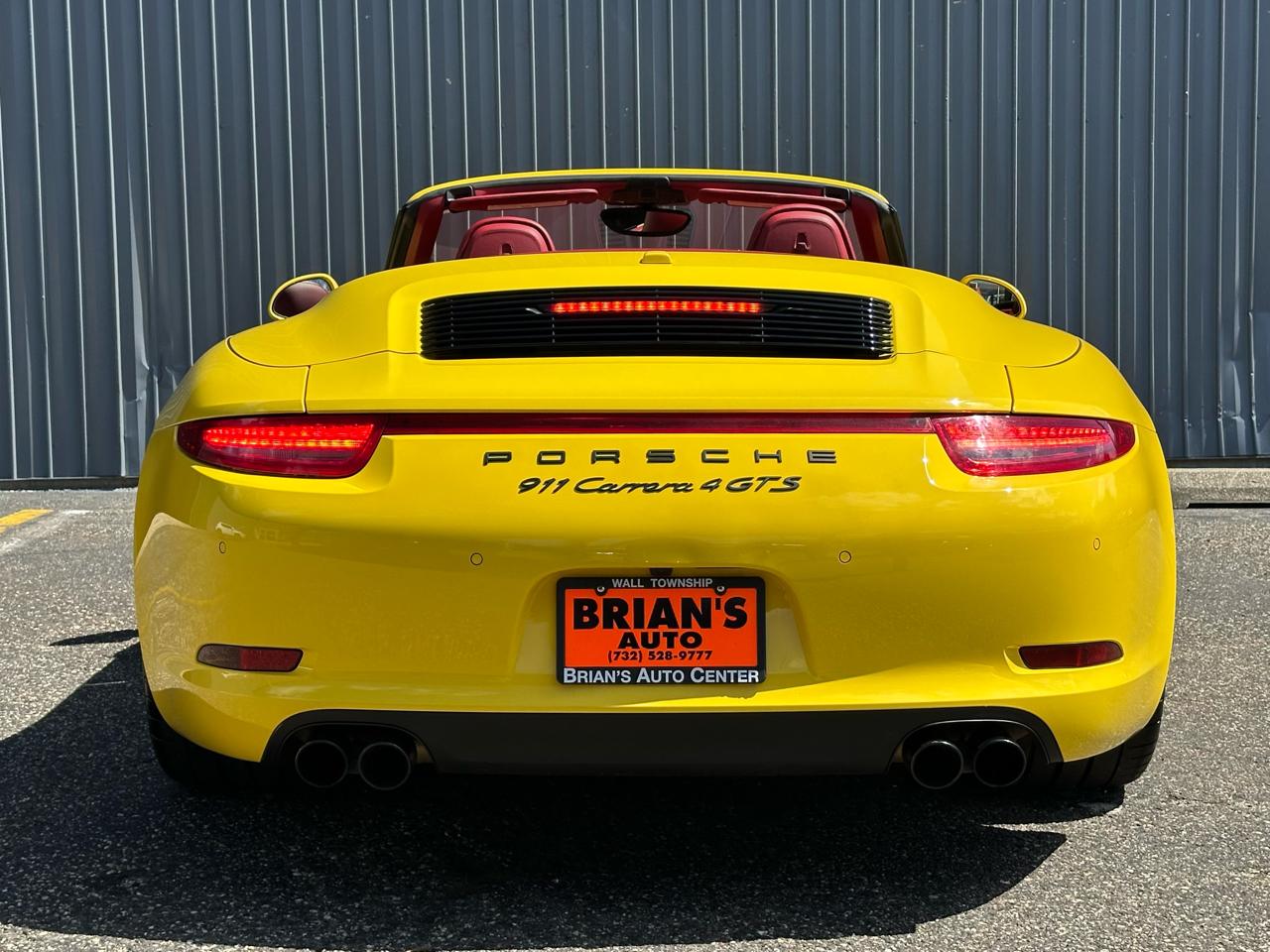 Porsche 911 2dr Cabriolet Carrera 4 GTS 2016