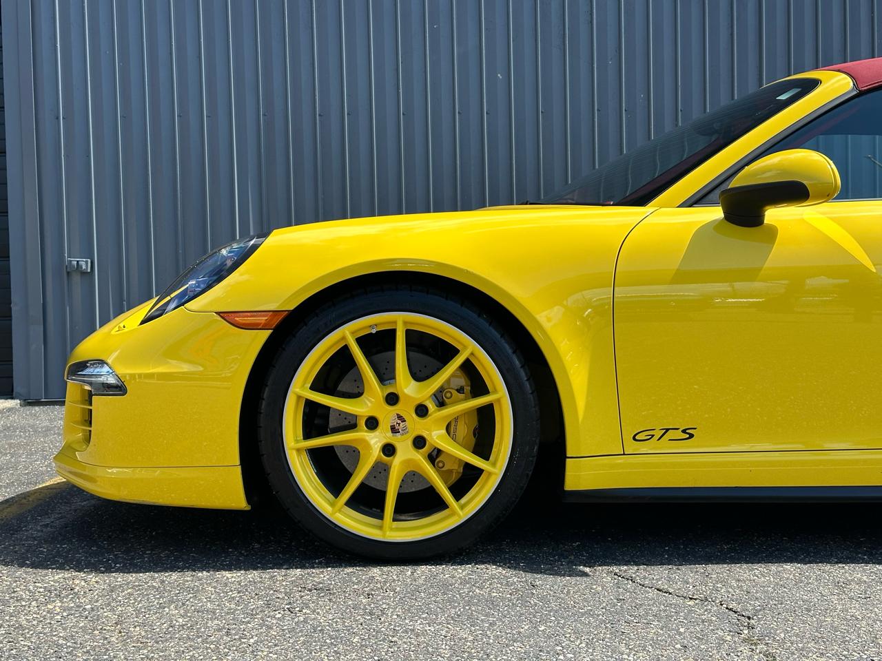 Porsche 911 2dr Cabriolet Carrera 4 GTS 2016