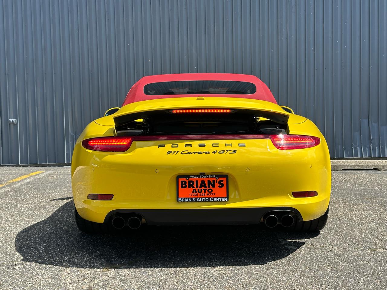 Porsche 911 2dr Cabriolet Carrera 4 GTS 2016