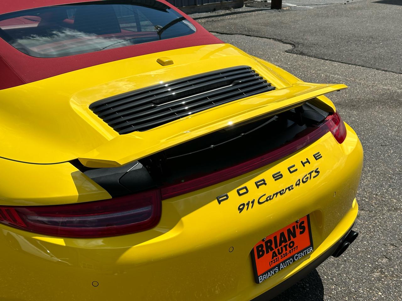 Porsche 911 2dr Cabriolet Carrera 4 GTS 2016