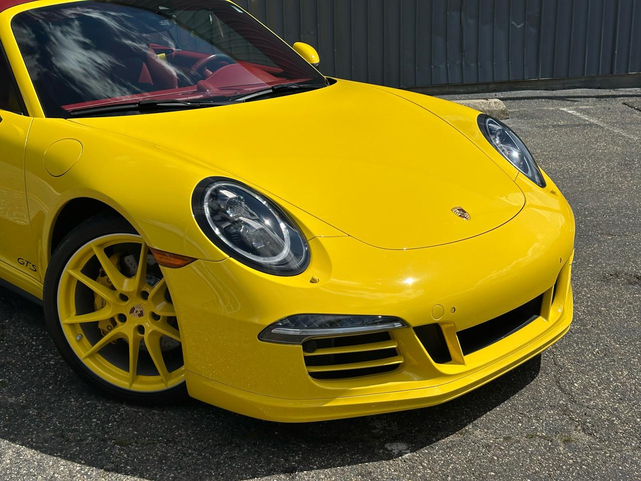 Porsche 911 2dr Cabriolet Carrera 4 GTS 2016