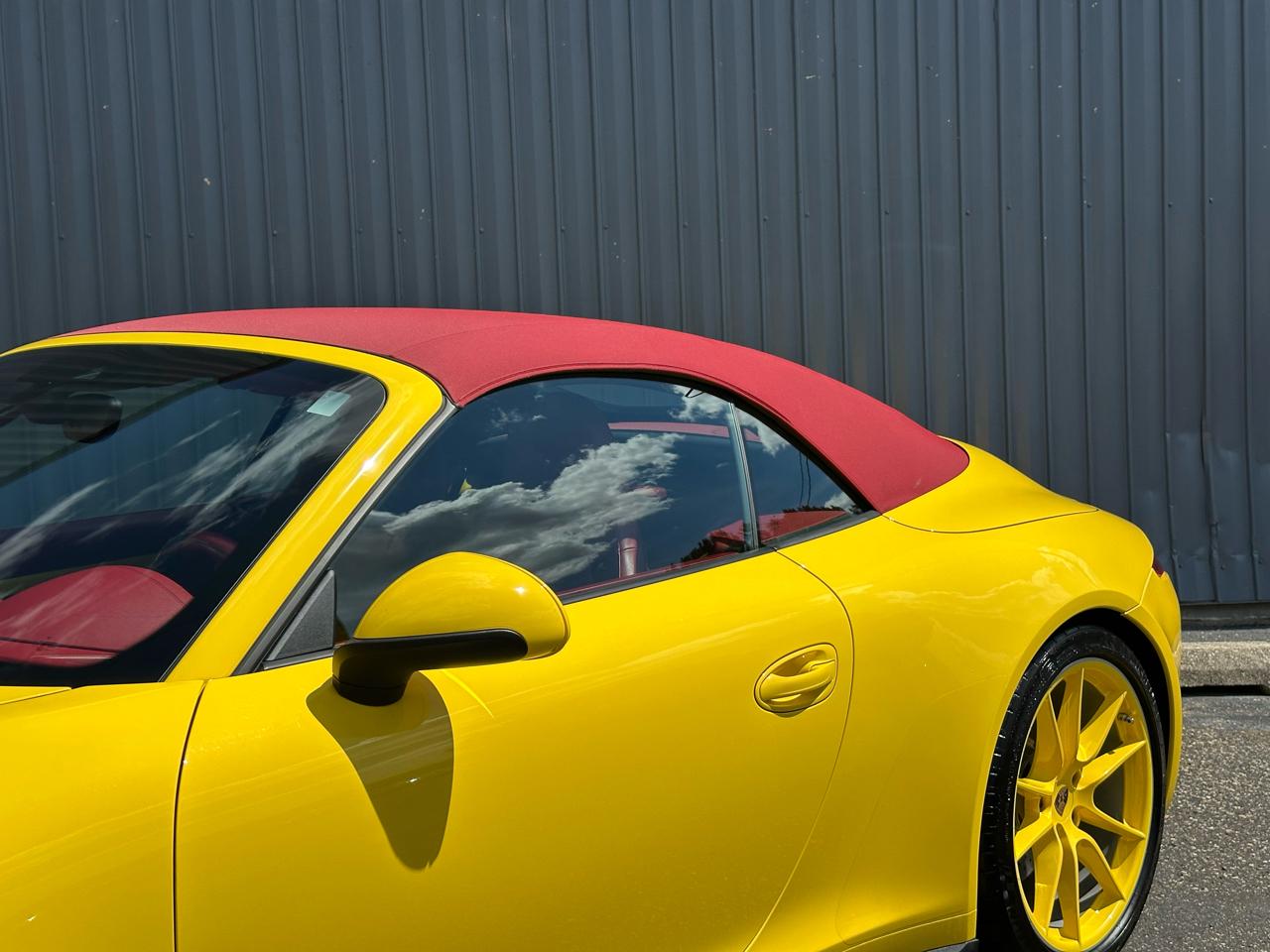 Porsche 911 2dr Cabriolet Carrera 4 GTS 2016