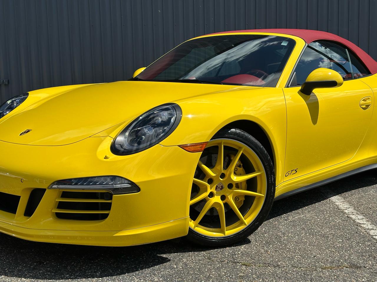 Porsche 911 2dr Cabriolet Carrera 4 GTS 2016