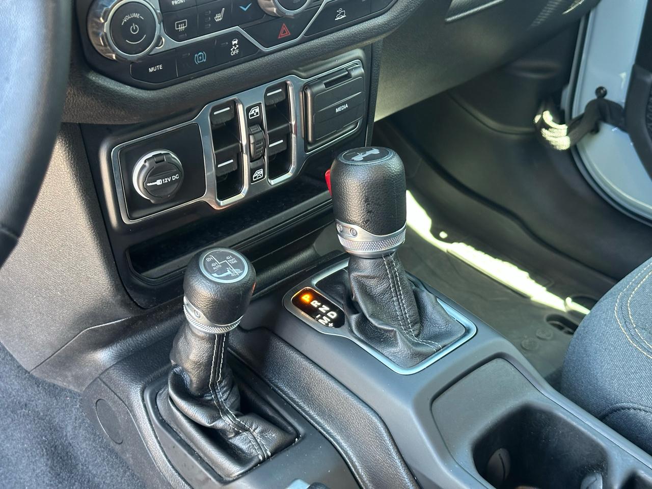 Jeep Wrangler 4xe Sport S 4x4 2024