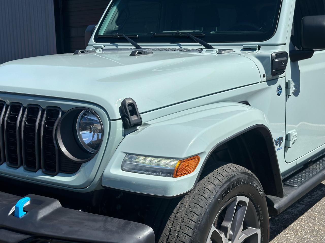 Jeep Wrangler 4xe Sport S 4x4 2024