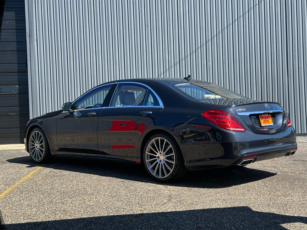 Mercedes-Benz S-Class 4dr Sdn S 550 4MATIC 2015