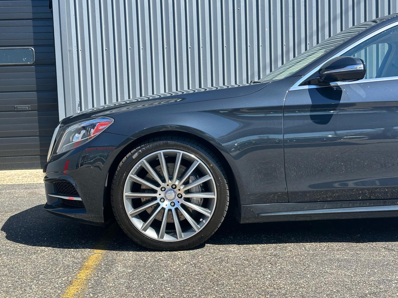 Mercedes-Benz S-Class 4dr Sdn S 550 4MATIC 2015