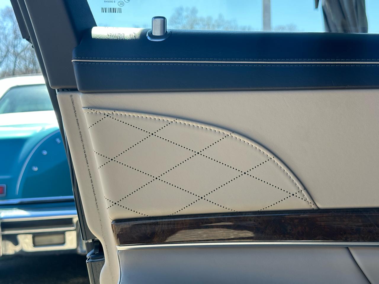 Mercedes-Benz S-Class 4dr Sdn S 550 4MATIC 2015