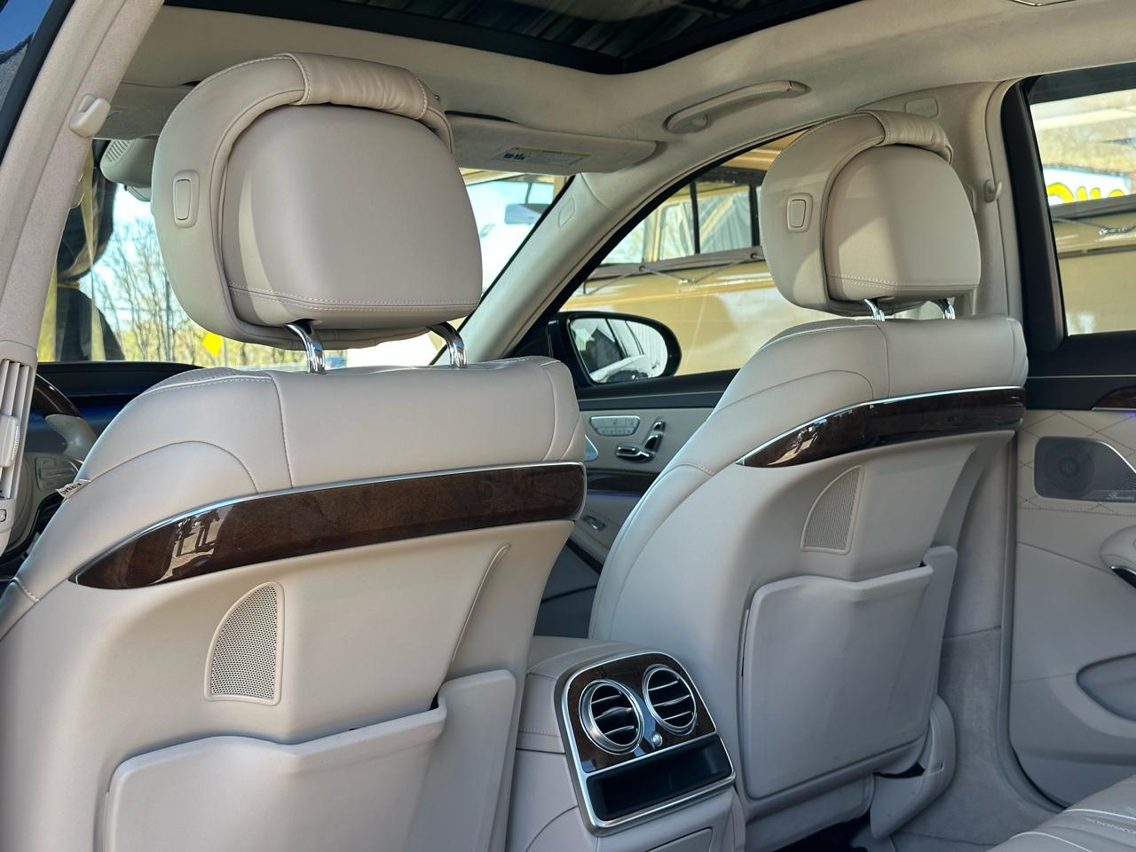 Mercedes-Benz S-Class 4dr Sdn S 550 4MATIC 2015