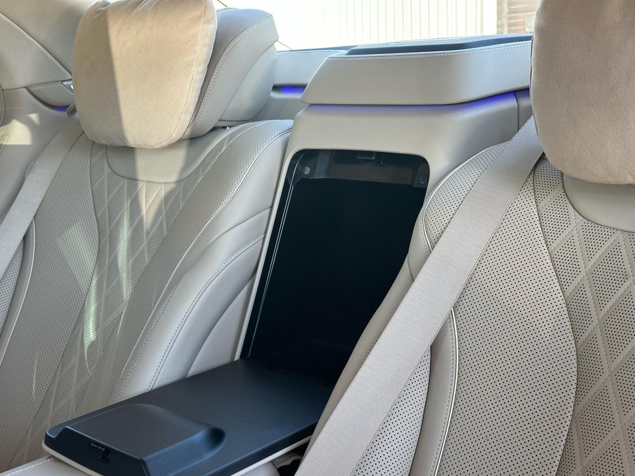 Mercedes-Benz S-Class 4dr Sdn S 550 4MATIC 2015