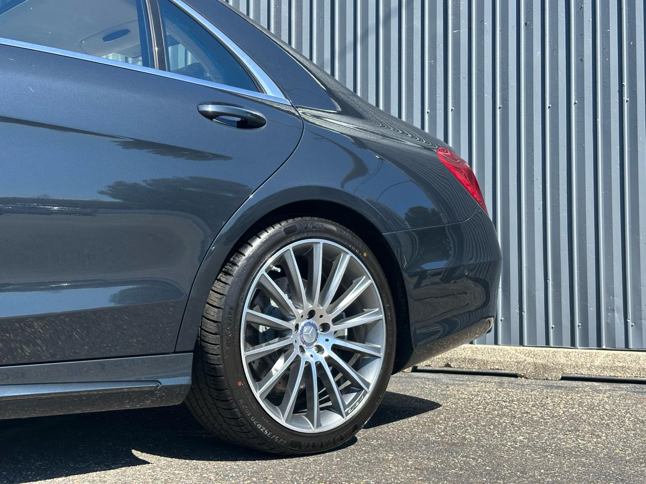 Mercedes-Benz S-Class 4dr Sdn S 550 4MATIC 2015