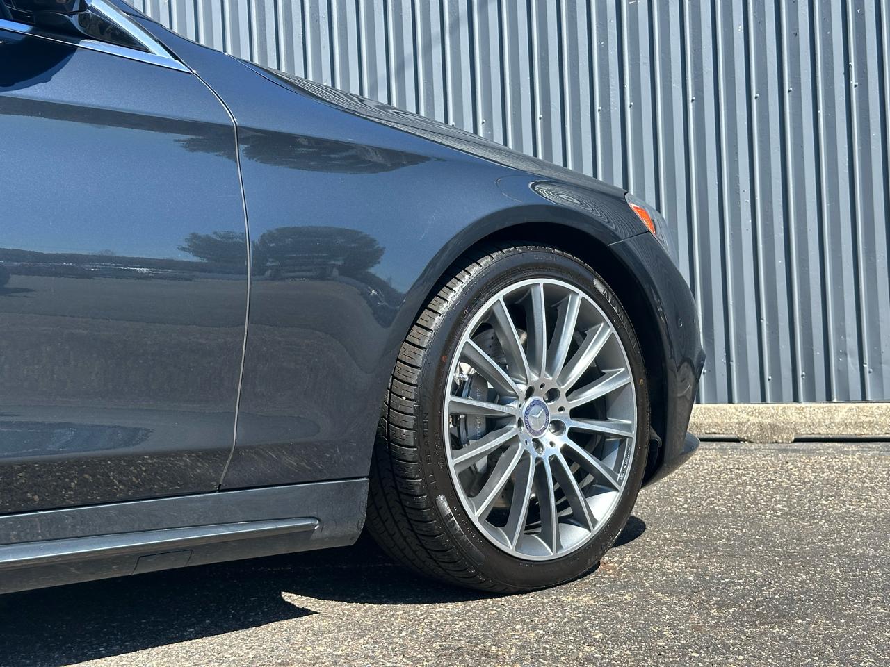 Mercedes-Benz S-Class 4dr Sdn S 550 4MATIC 2015