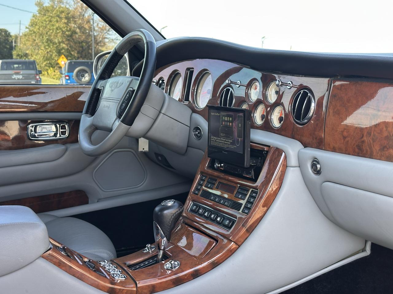 Bentley Arnage  1999