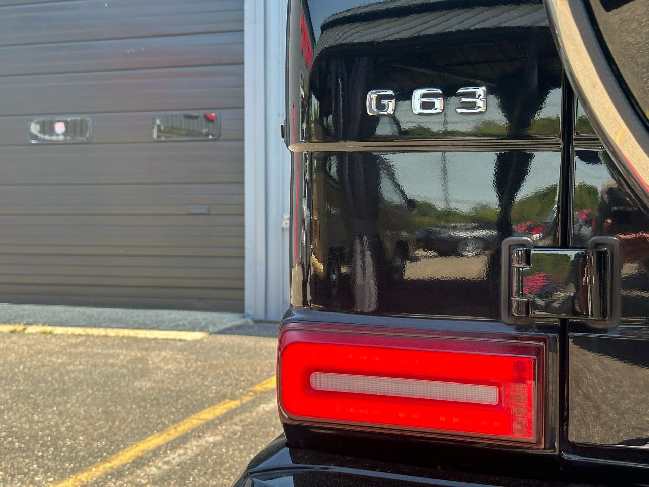 Mercedes-Benz G-Class 4MATIC 4dr G 63 AMG 2015