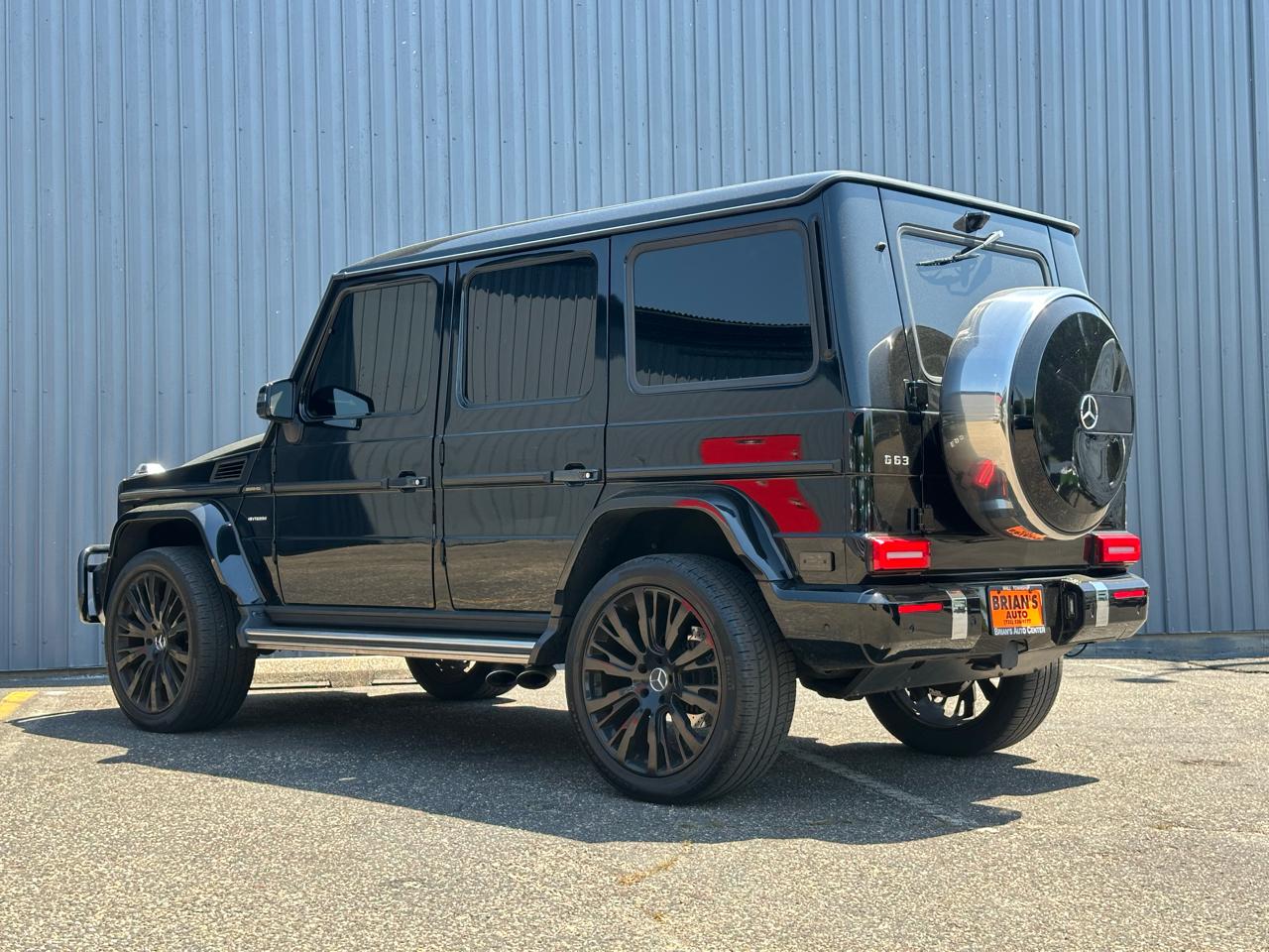 Mercedes-Benz G-Class 4MATIC 4dr G 63 AMG 2015
